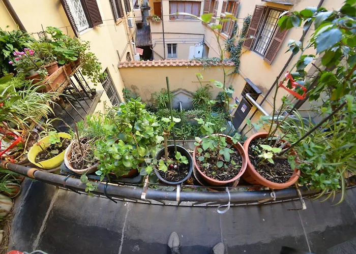 Charme De Rome Vatican Apartment